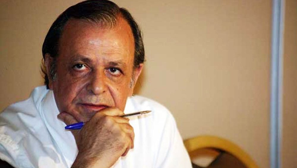 Η Τουρκία ζητά τη σύλληψη του τουρκοκύπριου δημοσιογράφου Σενέρ Λεβέντ για εκτέλεση ποινής φυλάκισης