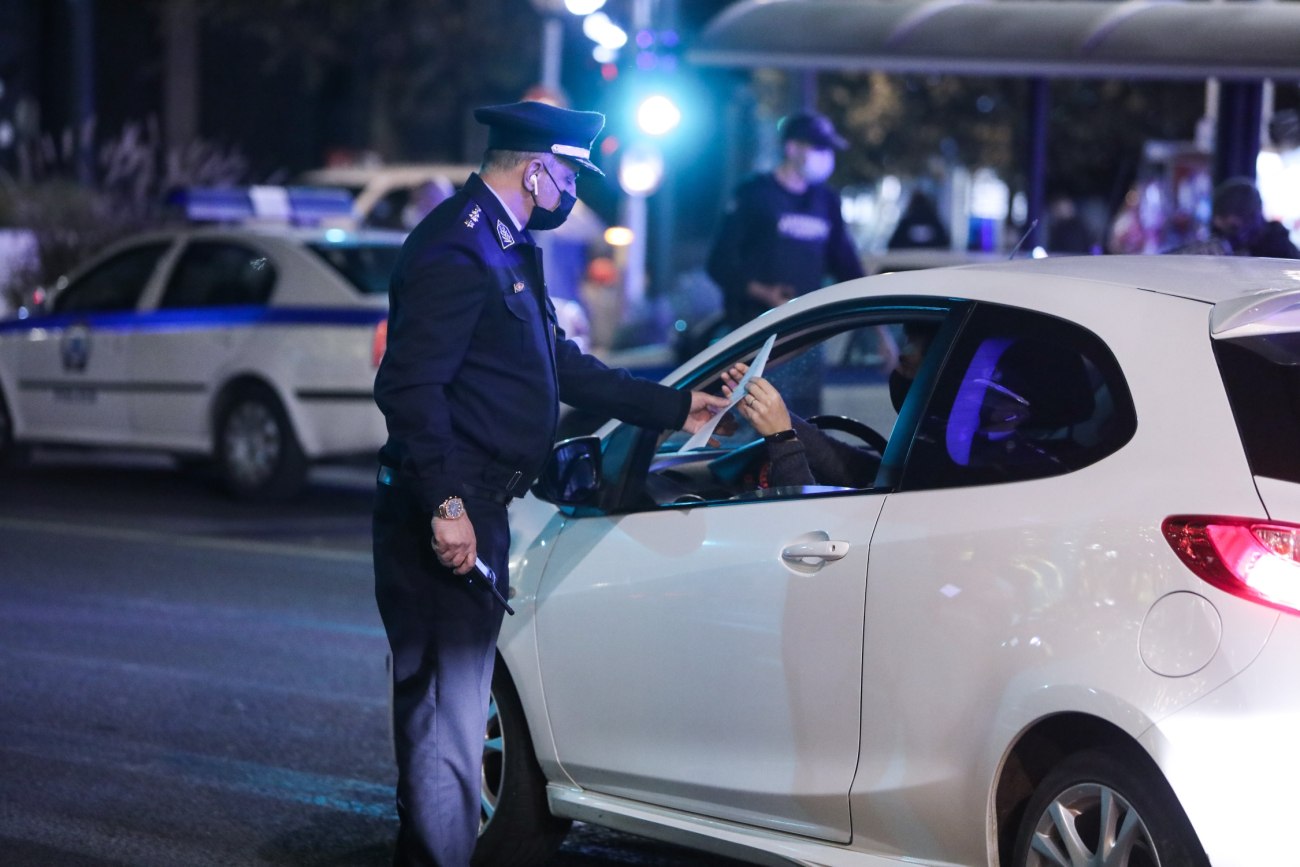 Μεθυσμένος οδηγός παρασύρει πεζή και επιχειρεί να διαφύγει – Στη σύλληψή του συνέβαλαν περαστικοί