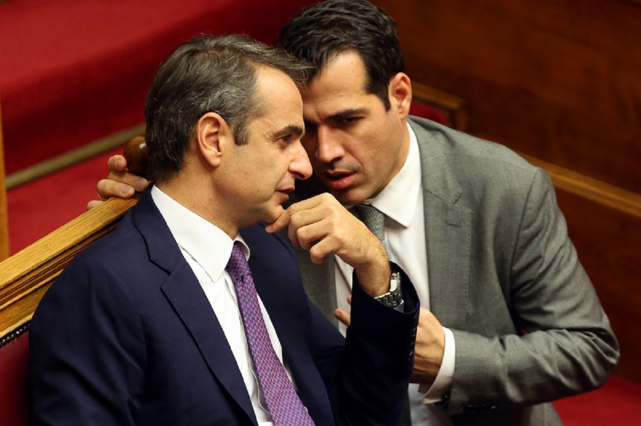 Μητσοτάκης και Πλεύρης προχωρούν σε αναστολή αιτήσεων ασύλου: Σφοδρές αντιδράσεις και πολιτικές συνέπειες