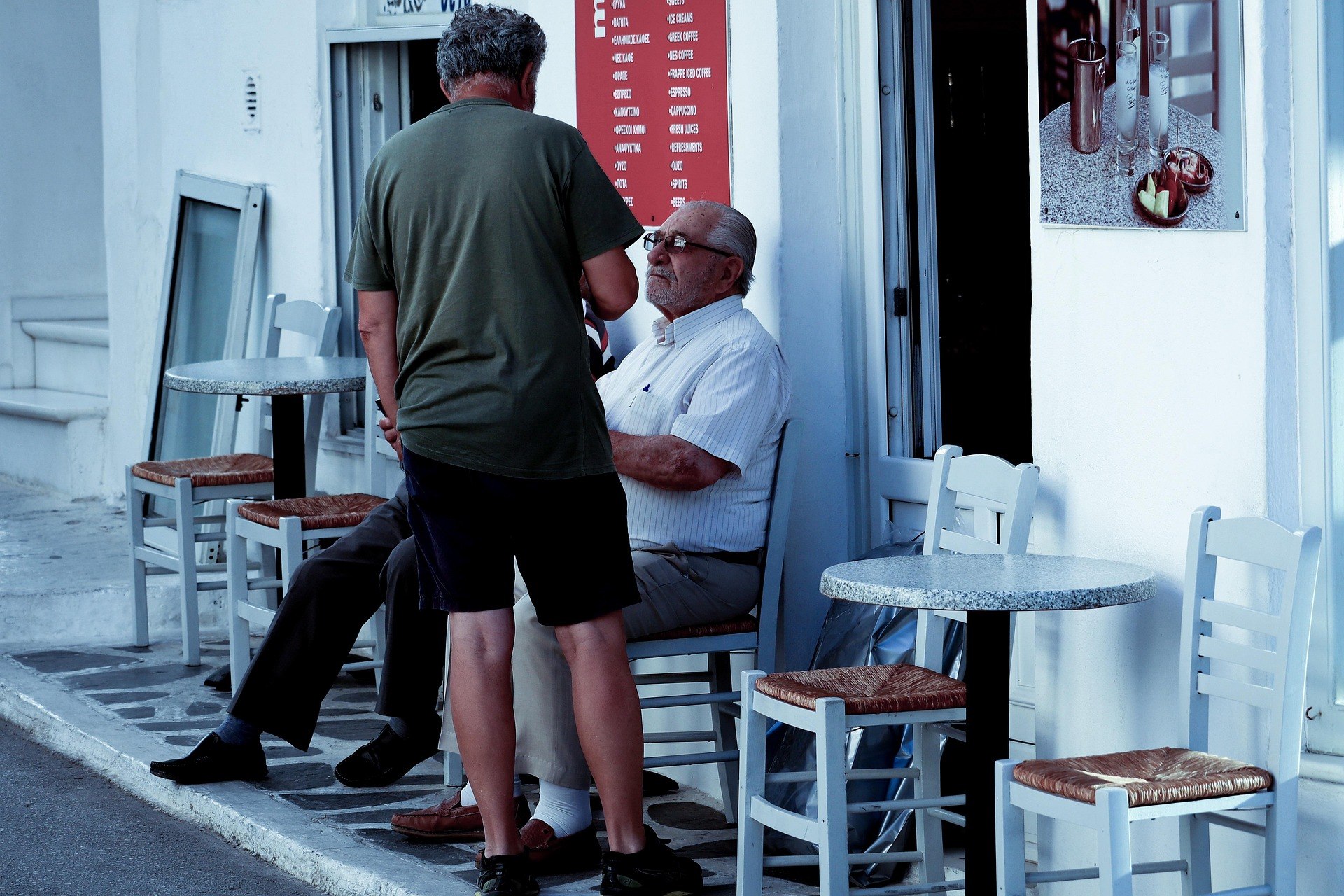 Δημογραφικό: Σημαντικές ανισότητες αποκαλύπτονται πίσω από τη μείωση του πληθυσμού στην Ελλάδα