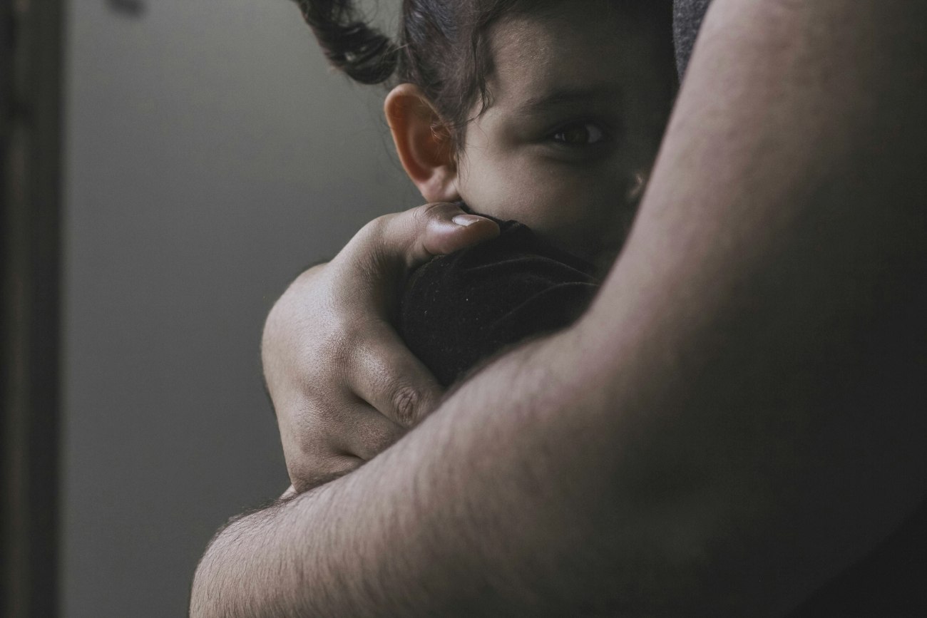 Σύλληψη αλλοδαπού στη Ζαχάρω για απόπειρα αρπαγής 4χρονης από την αγκαλιά της μητέρας της
