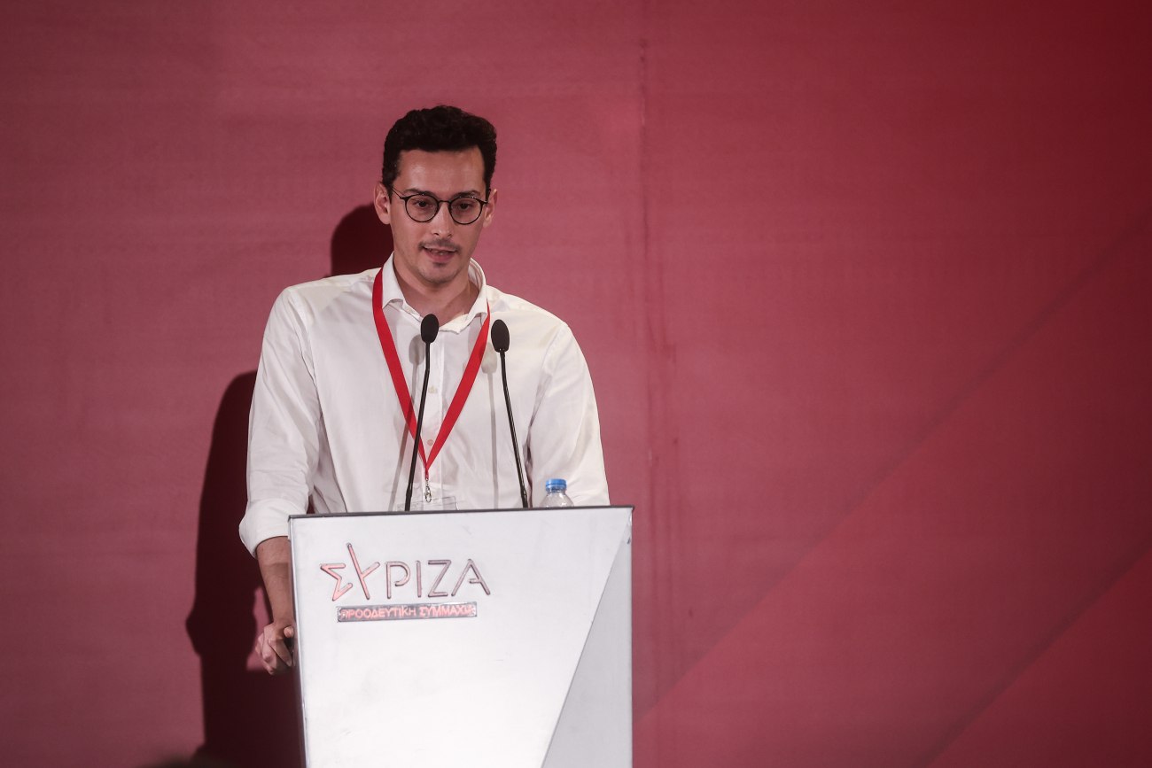 Καλπάκης: Ακροδεξιές τάσεις και η στάση του ΠΑΣΟΚ απέναντι στην κυβέρνηση Μητσοτάκη