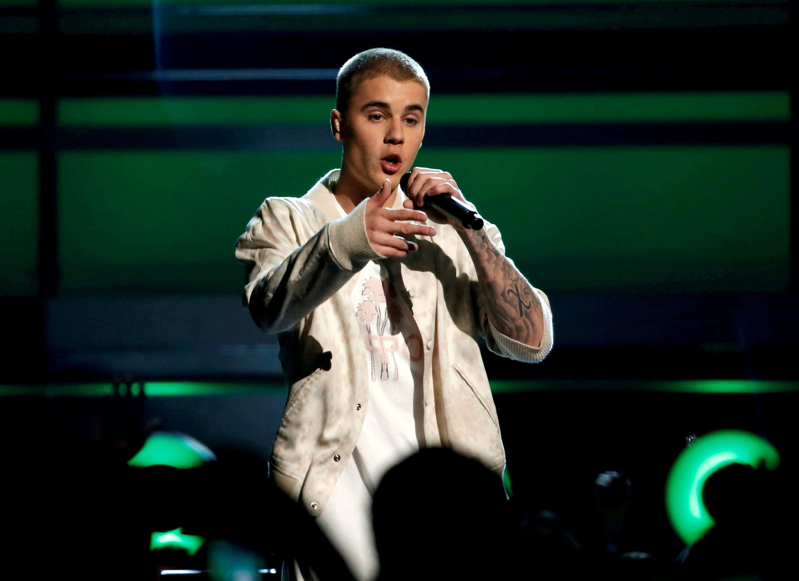 Ο Justin Bieber χορεύει το Sweet Spot με την Sexyy Red σε νέο βίντεο: Σε αγαπάω φίλε μου