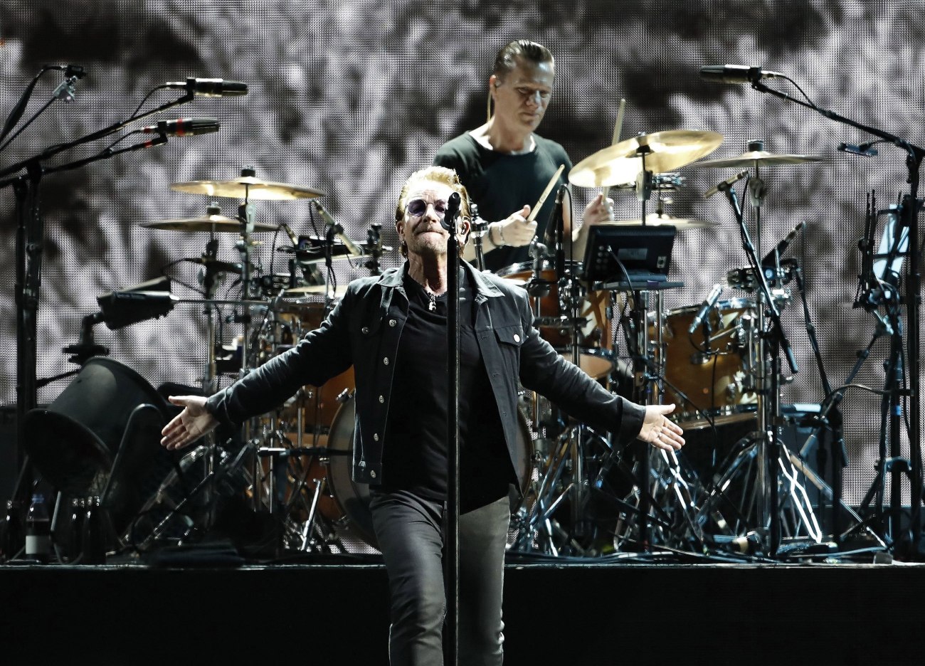 Ο Bono των U2 ανακαλεί μια τραγελαφική στιγμή από το Live Aid του 1985