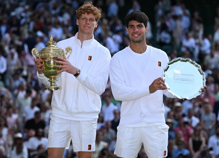 Wimbledon: Ο Γιανίκ Σίνερ γράφει ιστορία στη χρυσή Βίβλο του Grand Slam του Λονδίνου