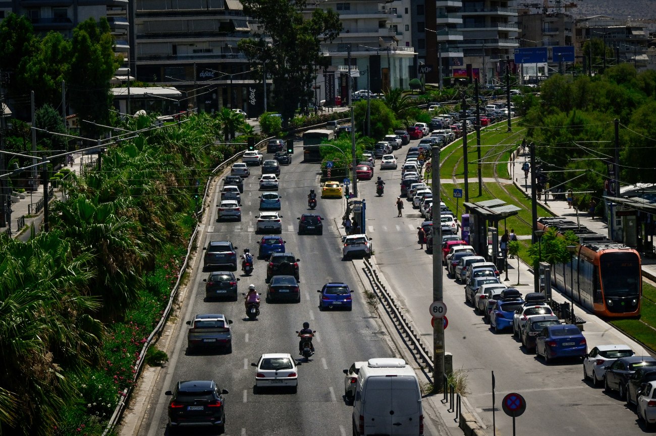 Προσωρινές κυκλοφοριακές ρυθμίσεις στη λεωφόρο Ποσειδώνος το βράδυ της Δευτέρας λόγω εργασιών