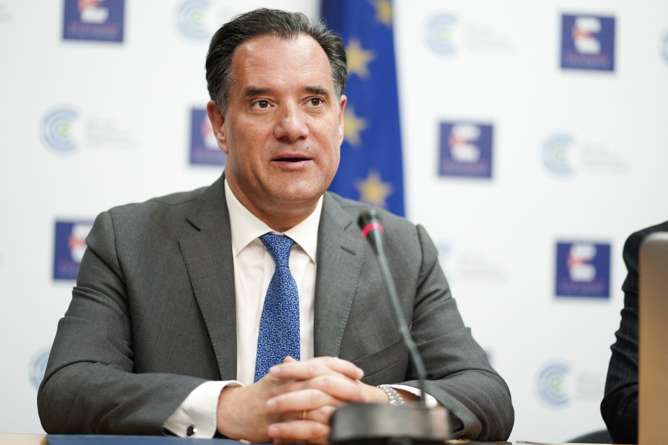 ΣΥΡΙΖΑ: Η διπλή όψη του Άδωνι Γεωργιάδη στην εξεταστική επιτροπή (βίντεο)