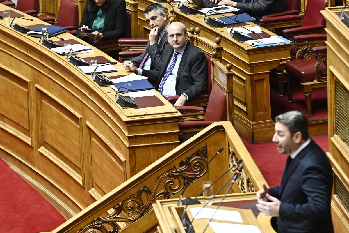 Σφοδρή αντιπαράθεση Χατζηδάκη-Ανδρουλάκη για τον ΟΠΕΚΕΠΕ: Ψηφίστε την προκαταρκτική και θα φτάσουμε μέχρι τις πατάτες του Καποδίστρια