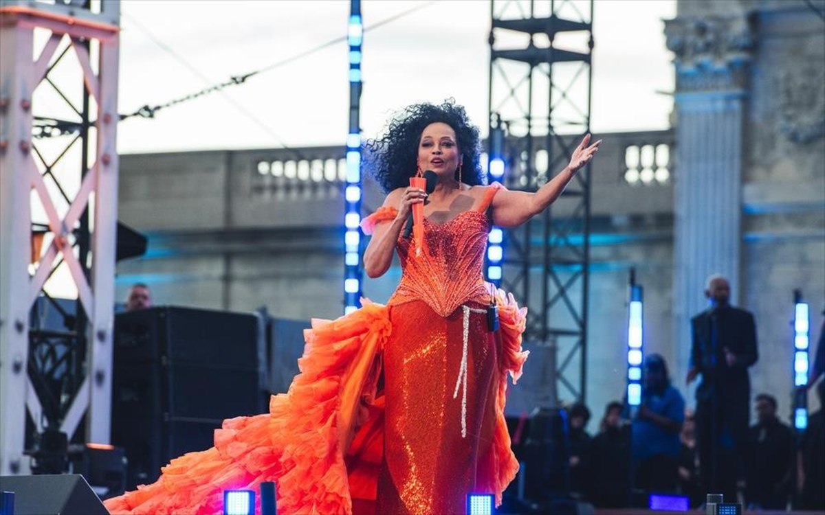 Diana Ross: Μια αξέχαστη συναυλία στο Καλλιμάρμαρο με πλήθος επωνύμων