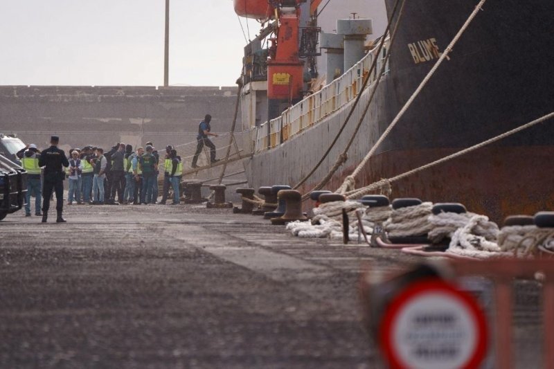 Σύλληψη τριών ηγετικών μελών διεθνούς καρτέλ κοκαΐνης από το Λιμενικό: Συγχαρητήρια Κικίλια