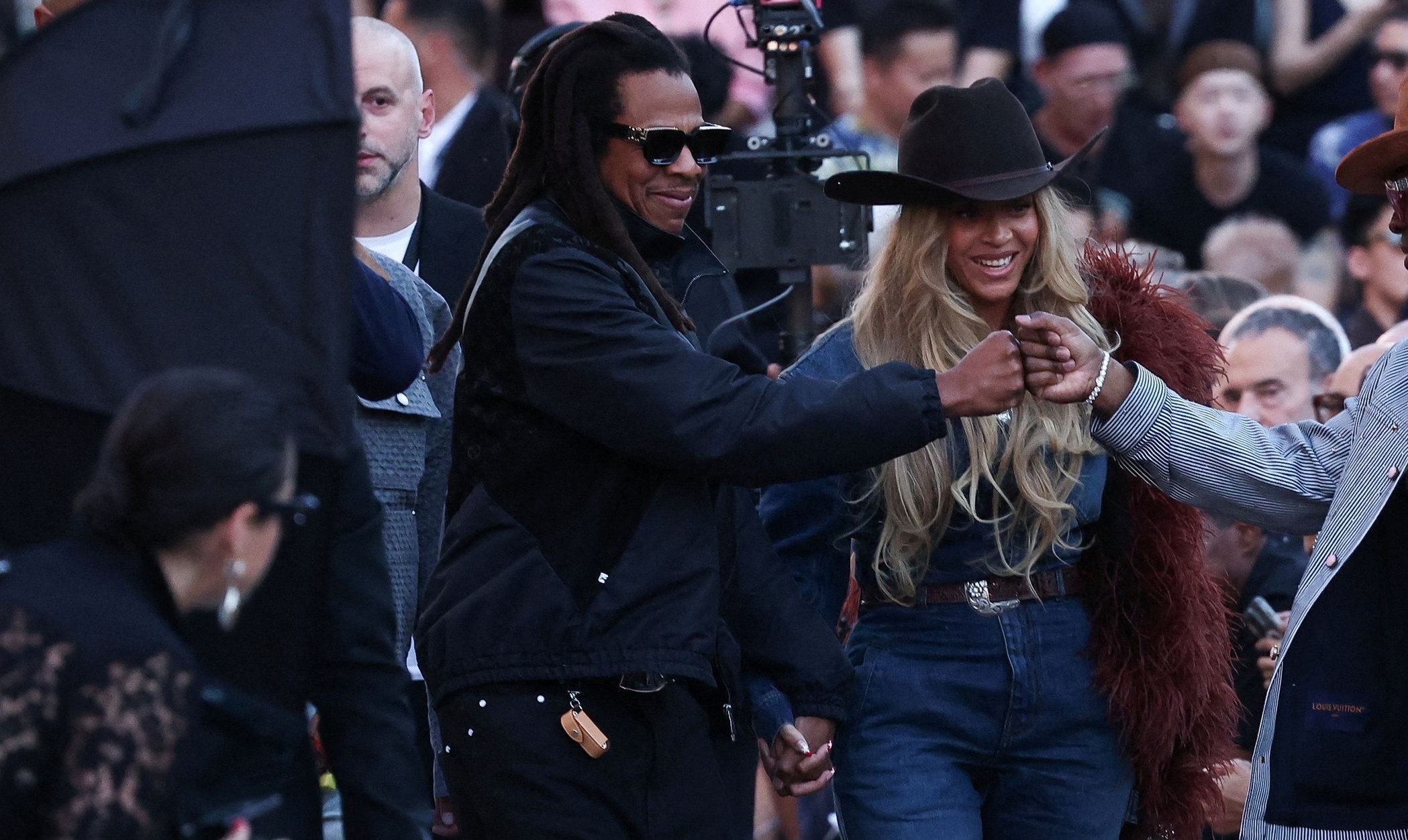 Ο Jay-Z και η Μπιγιονσέ ετοιμάζονται για μία σφοδρή αναμέτρηση στα βραβεία Emmy 2025