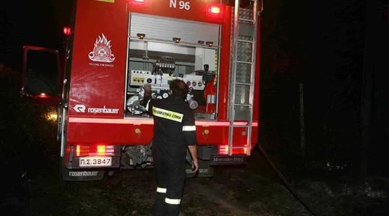 Πυρκαγιά σε ξερά χόρτα στο άλσος Βεΐκου: Ελέγχθηκε άμεσα