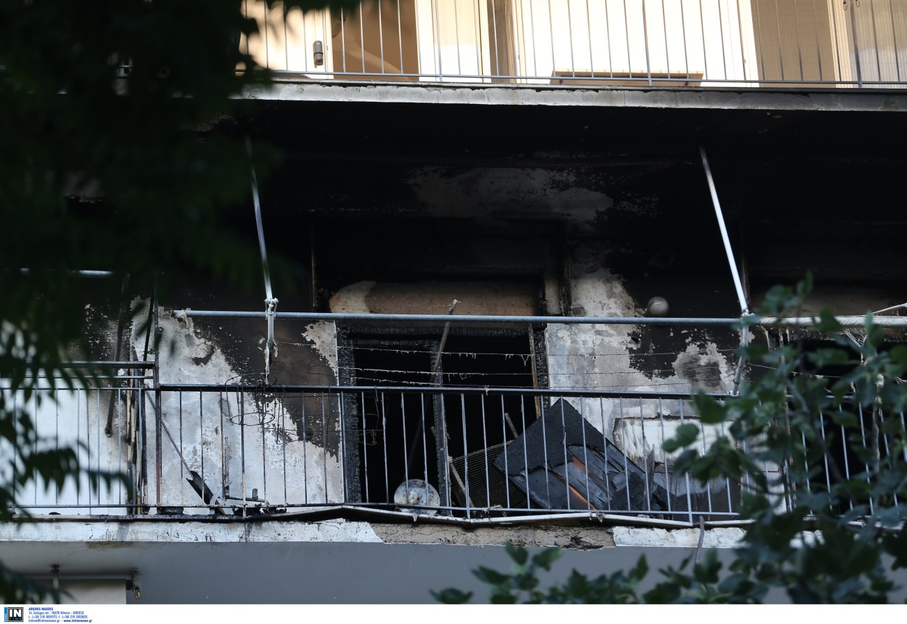 Φωτιά στο σπίτι του Πέτρου Φιλιππίδη: Ειδοποιήθηκε από γειτόνισσα ενώ κοιμόταν