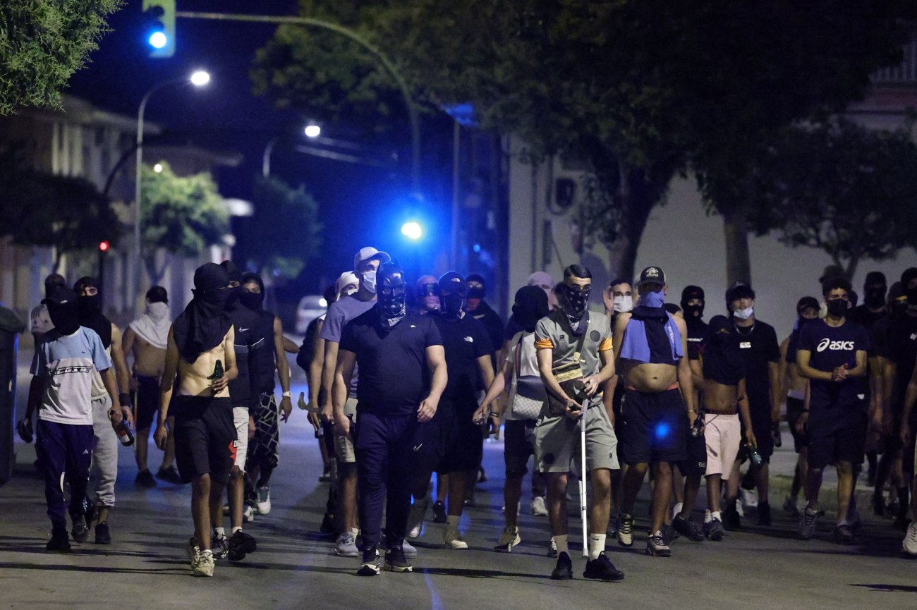 Ισπανία: Κυνήγι μεταναστών από τη Βόρεια Αφρική και ακροδεξιά εντάσεις