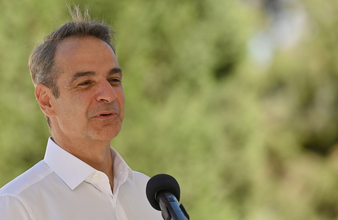 Μητσοτάκης: Εξαίρει την πρωτοβουλία Kids Wallet και την τηλεφωνική γραμμή 1566 στη διάρκεια της εβδομαδιαίας ανασκόπησης