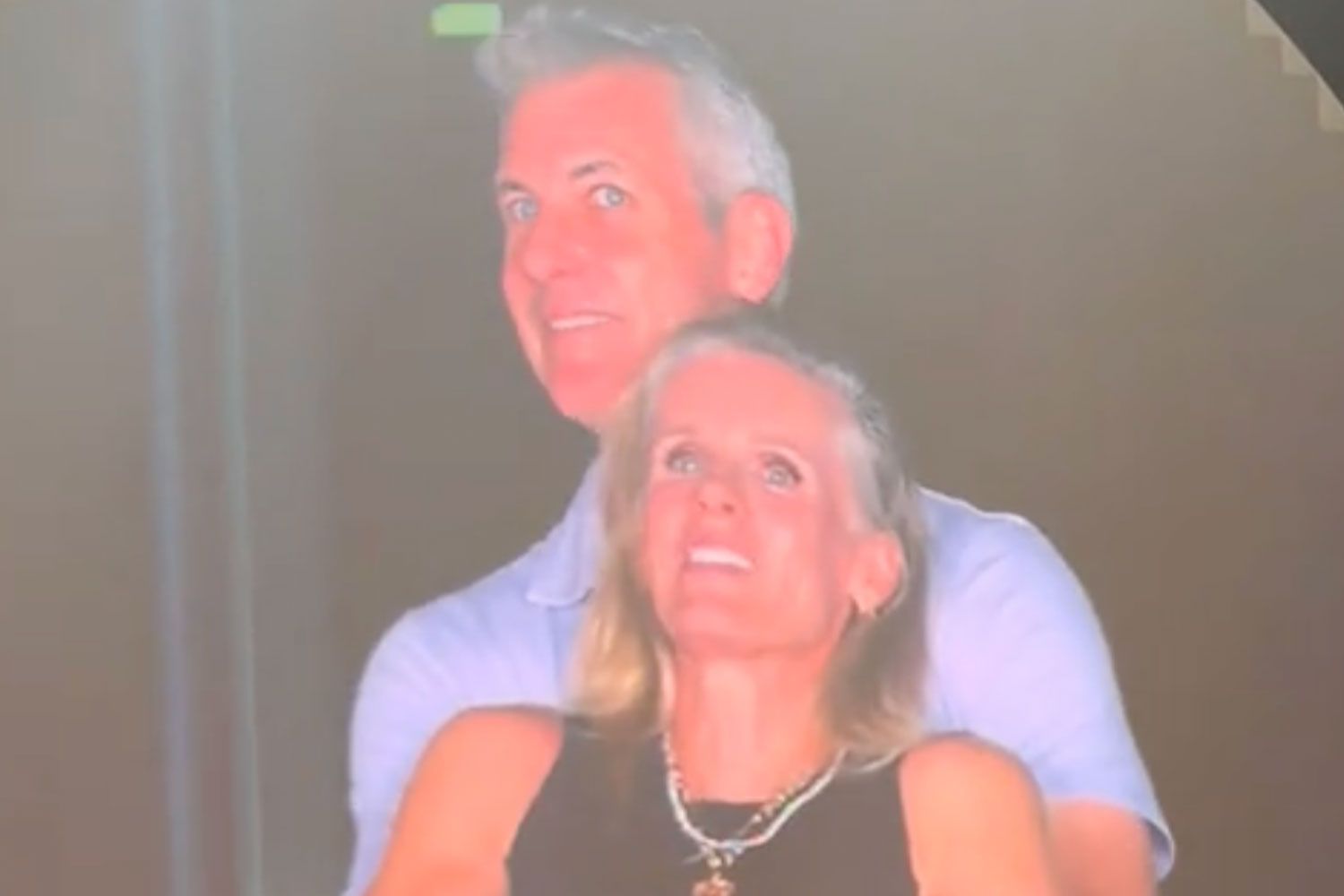 Η επόμενη μέρα μετά το kiss cam σκάνδαλο: Ο αντίκτυπος στους Coldplay και η οικογενειακή ιστορία της Βοστώνης