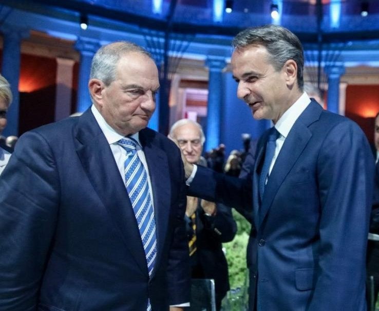 Κυριάκος Μητσοτάκης: Η επίθεση στον Κώστα Καραμανλή σηματοδοτεί τη διάβαση του εσωκομματικού Ρουβίκωνα