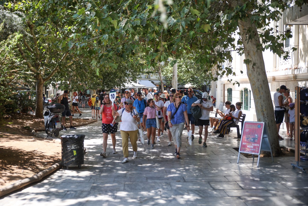Υψηλοί δείκτες δυσφορίας λόγω καύσωνα στην Αθήνα – Θερμοκρασίες που αγγίζουν τους 43 βαθμούς