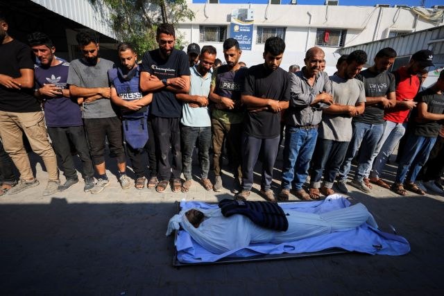 Γάζα: 28 νεκροί από ισραηλινά πυρά σε καταφύγια εκτοπισμένων και κέντρα ανθρωπιστικής βοήθειας