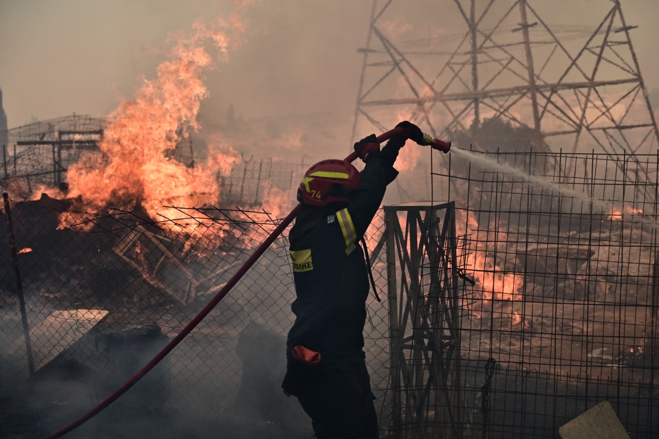 Γιάνναρος στο in: Κρυονέρι – Μοιάζει με εμπόλεμη ζώνη