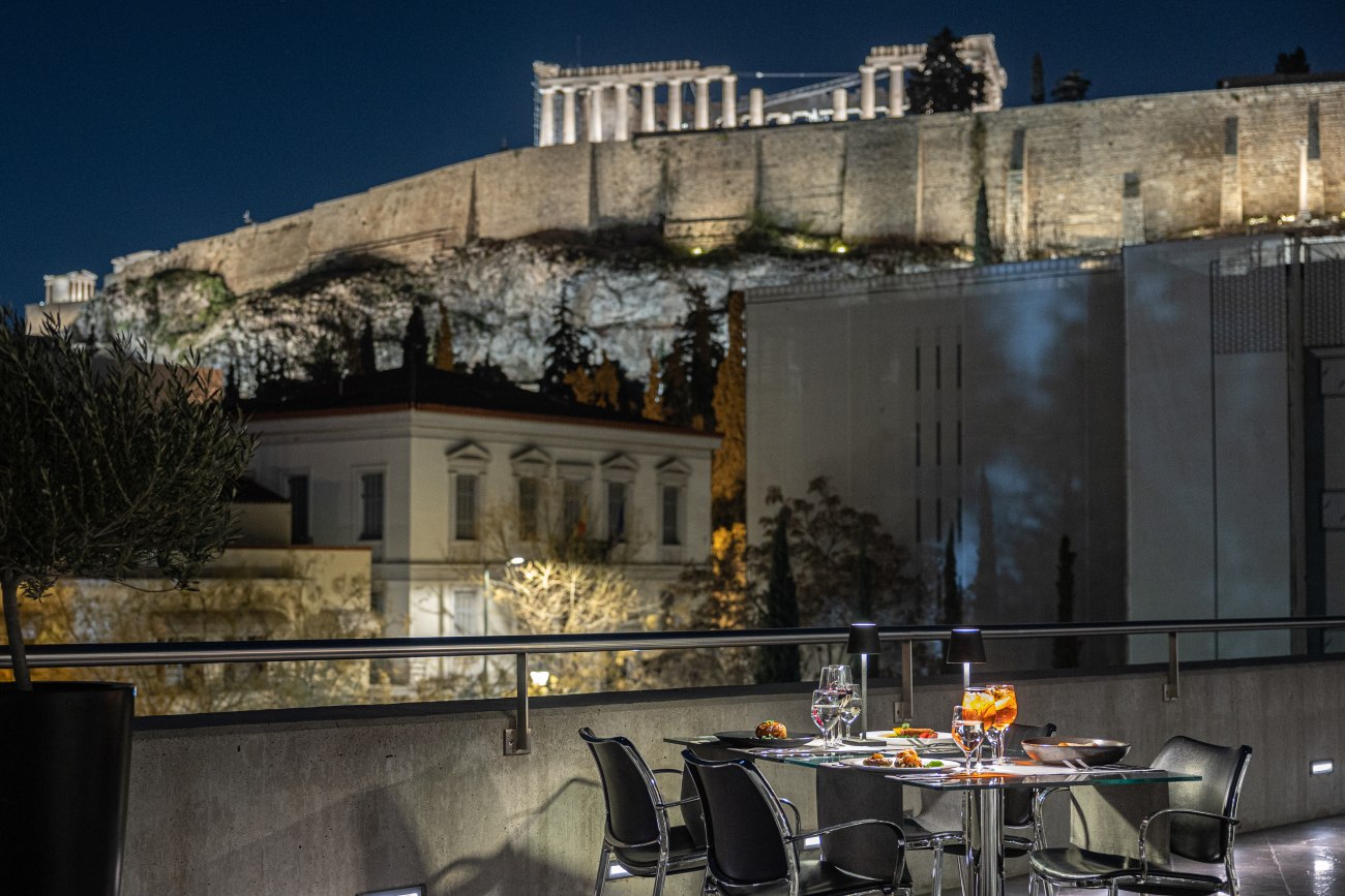Αυγουστιάτικη πανσέληνος στο Μουσείο Ακρόπολης: Διαρκής πρόσβαση, ξεναγήσεις και ειδικές εκθέσεις