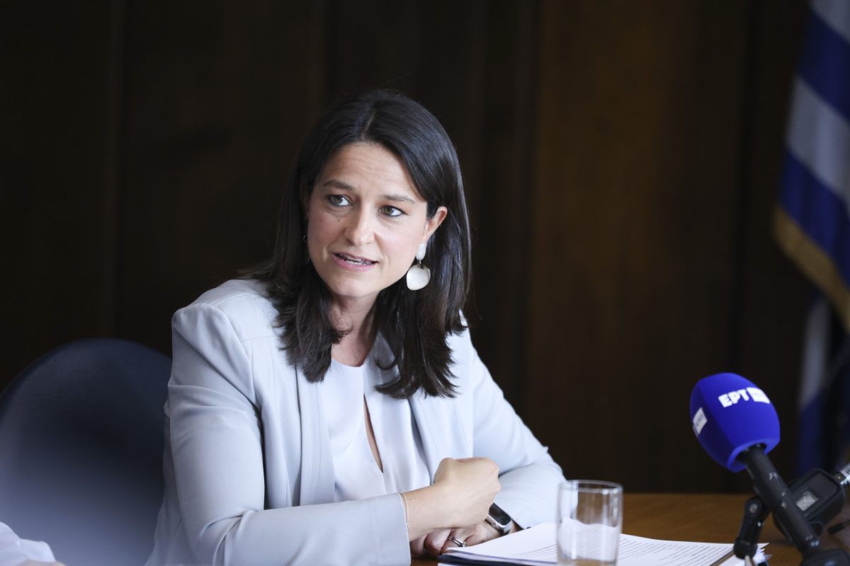 Κεραμέως: Πρόσκληση προς τους κοινωνικούς εταίρους για προτάσεις σχετικά με τις συλλογικές διαπραγματεύσεις