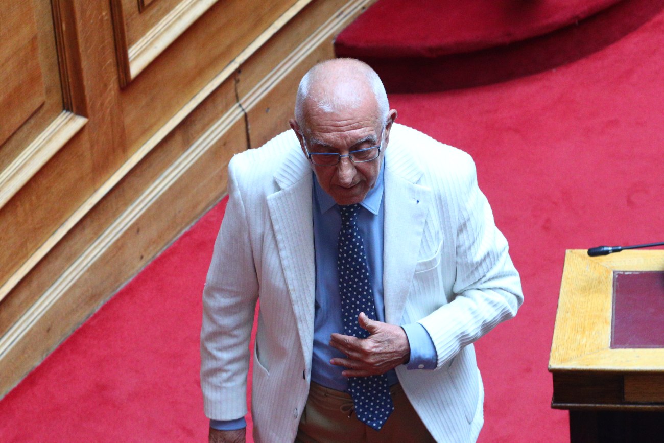 Βουλή: Πιέσεις στον Κακλαμάνη για να ανταποκριθεί στις απαιτήσεις της αντιπολίτευσης