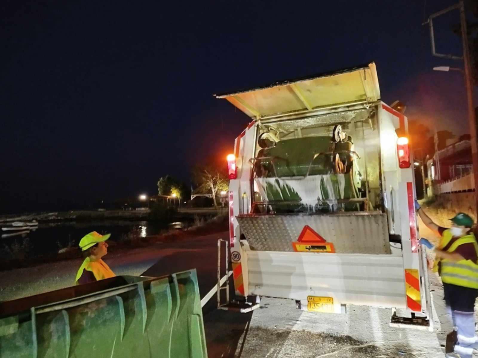 Δήμος Καλαμαριάς: Σε πλήρη εξέλιξη το πλύσιμο και η απολύμανση των κάδων απορριμμάτων 