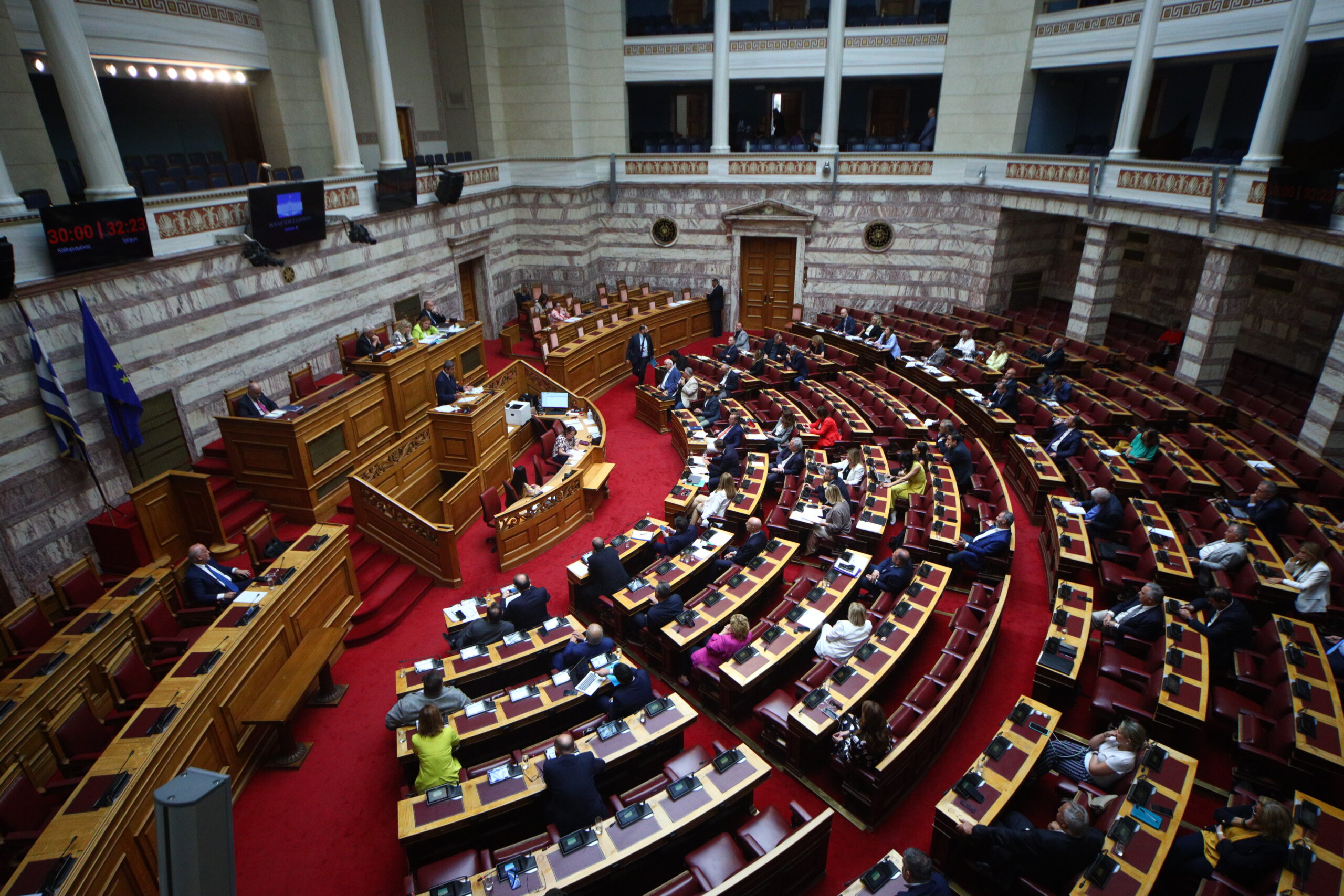 Νέα Δημοκρατία: Εκτινάχθηκαν τα χρέη της – Στα 541,8 εκατ. ευρώ οι συνολικές οφειλές