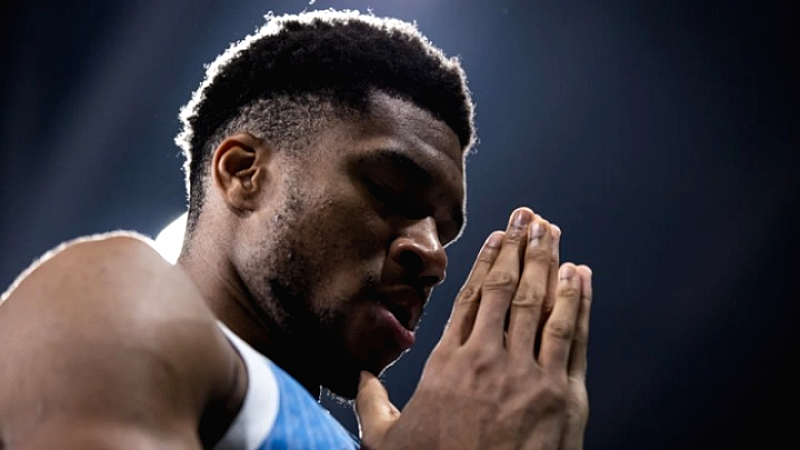 Giannis: Ο εφιάλτης των αντιπάλων και ο ηγέτης που εμπνέει στο Ευρωμπάσκετ 2025