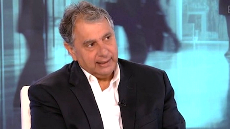Μετατόπιση κατανάλωσης: Οι Έλληνες προτιμούν τις υπηρεσίες αντί του εμπορίου