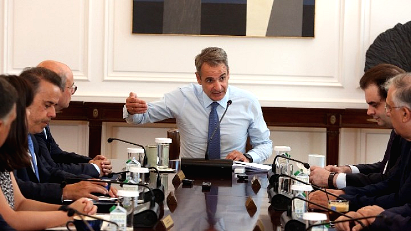 Δώδεκα μέτρα για την απλοποίηση της γραφειοκρατίας και την ενίσχυση της επιχειρηματικότητας