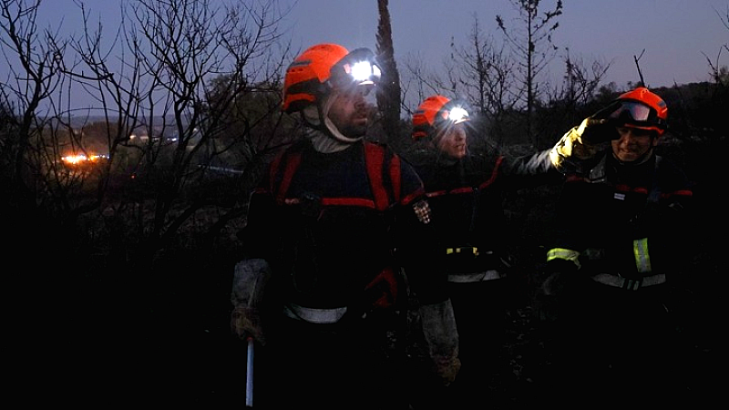 Νεκρός από πυρκαγιά στη νότια Γαλλία – Ραγδαία εξάπλωση σε 80.000 στρέμματα βλάστησης