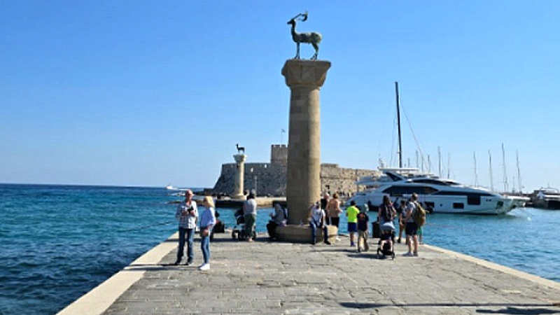 Ρόδος και τα διαμάντια του Νοτίου Αιγαίου: Ρεκόρ επισκεπτών το 2025