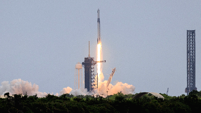 Διαστημικό όχημα X-37B της Boeing εκτοξεύθηκε από τη SpaceX