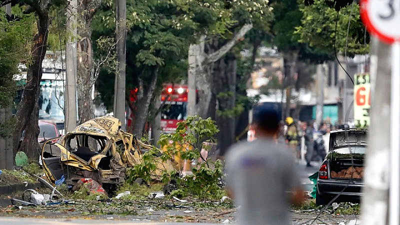 Κολομβία: Πενταπλή τραγωδία και 36 τραυματίες από βομβιστική επίθεση κοντά σε στρατιωτική βάση