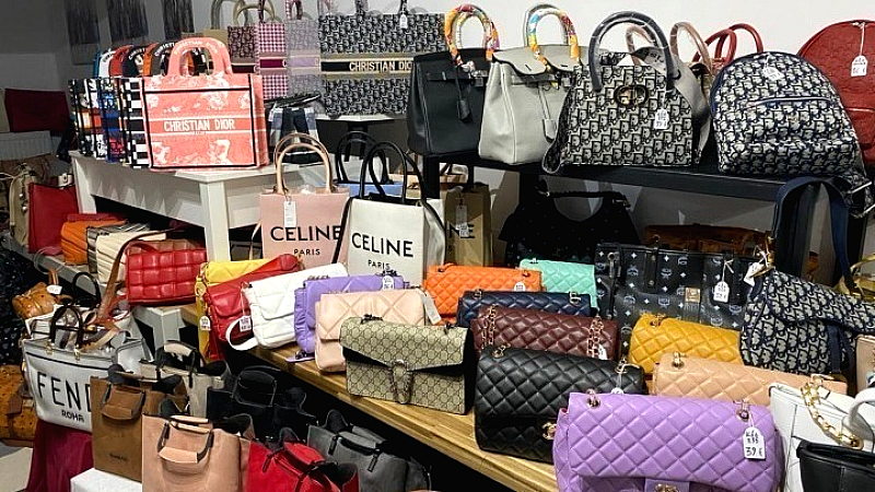 Κατασχέθηκαν πάνω από 600 προϊόντα παρεμπορίου σε ελέγχους λαϊκών αγορών