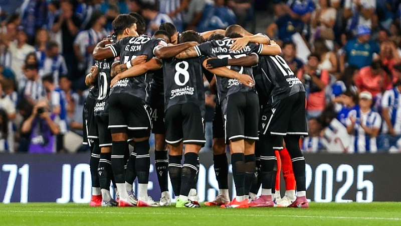 Δραματική νίκη για την Πόρτο με 3-0 επί της Γκιμαράες προς τιμήν του Ζόρζε Κόστα