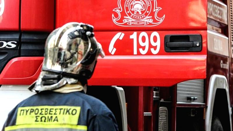 Πρέβεζα: Εξαπλώνεται η φωτιά στην Καστροσυκιά – Αναζωπύρωση στη Βρυσούλα και προειδοποιήσεις για απομάκρυνση κατοίκων