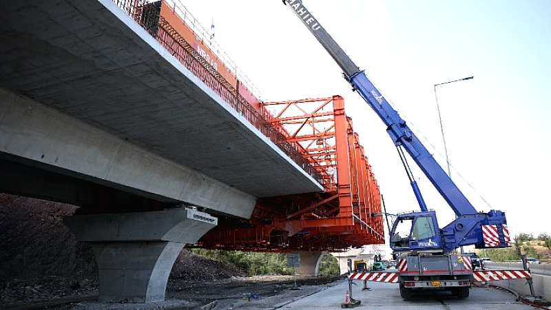 Ταχείς εξελίξεις στο έργο του Flyover και νέα καλούπια για το μετρό Θεσσαλονίκης