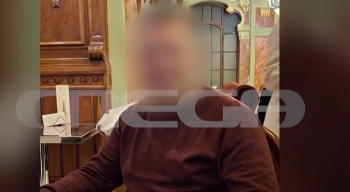Σάμος: Προφυλακιστέος ο 47χρονος γυμνασιάρχης – Βίαζε ανήλικα αγόρια, ζούσε πλουσιοπάροχα και τα δελέαζε με σκάφη