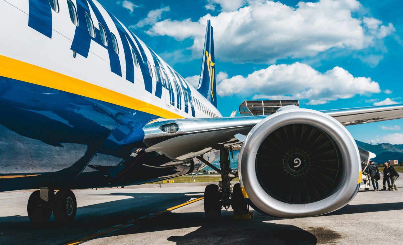 Η Ryanair μειώνει τις πτήσεις σε δημοφιλείς προορισμούς στη Γαλλία