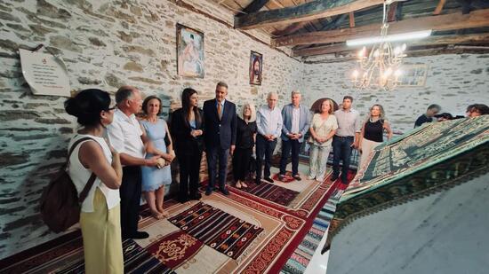 Αναγνώριση των Μπεκτασήδων Αλεβιτών Μουσουλμάνων της Θράκης από τη Βουλή: Η επίσκεψη της Ζαχαράκη στην περιοχή