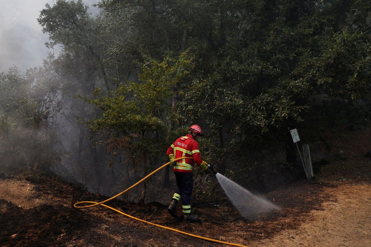 Συναγερμός στην Πορτογαλία για τον κίνδυνο πυρκαγιών
