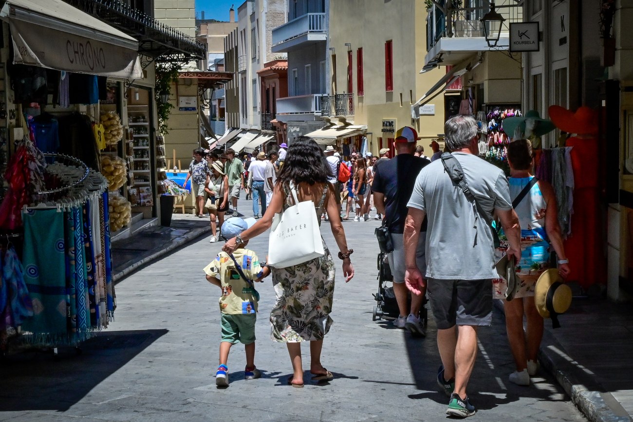 Υπερτουρισμός: Ασφυκτική κατάσταση στις ιστορικές γειτονιές της Αθήνας