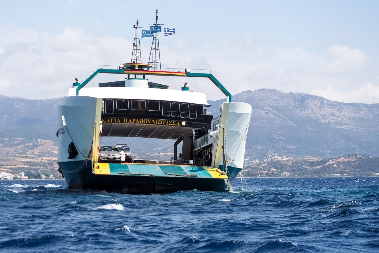 ΣΥΡΙΖΑ: Ενίσχυση των μέτρων ασφαλείας στην ακτοπλοΐα μετά το ατύχημα στα Νέα Στύρα