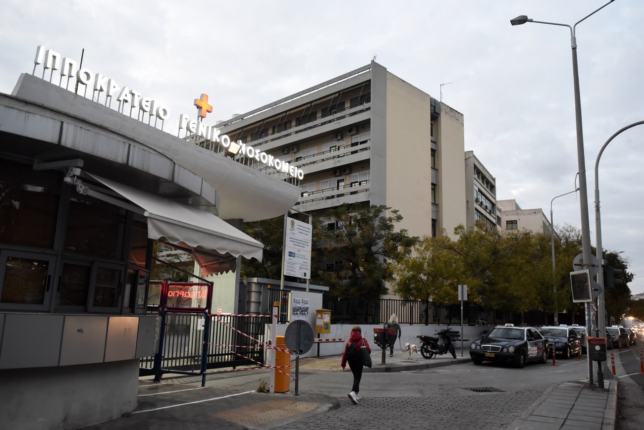 Θεσσαλονίκη: Διασωληνωμένος παραμένει ο 9χρονος που έπεσε από μπαλκόνι