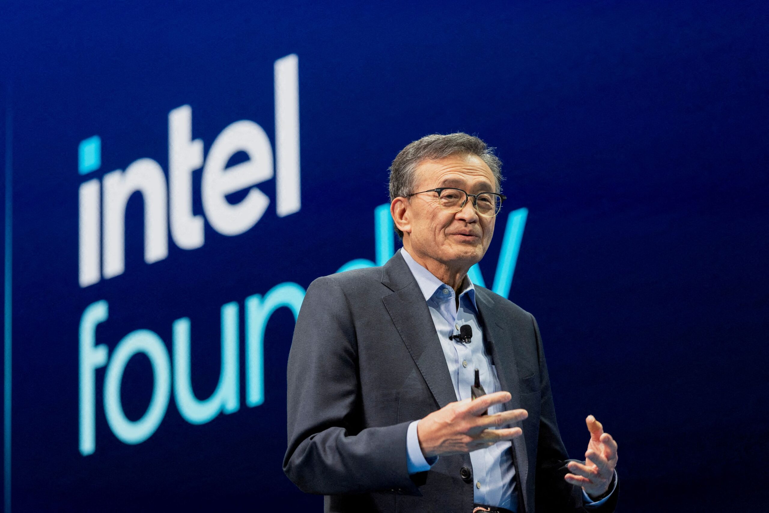 Ο Τραμπ απαιτεί την παραίτηση του CEO της Intel
