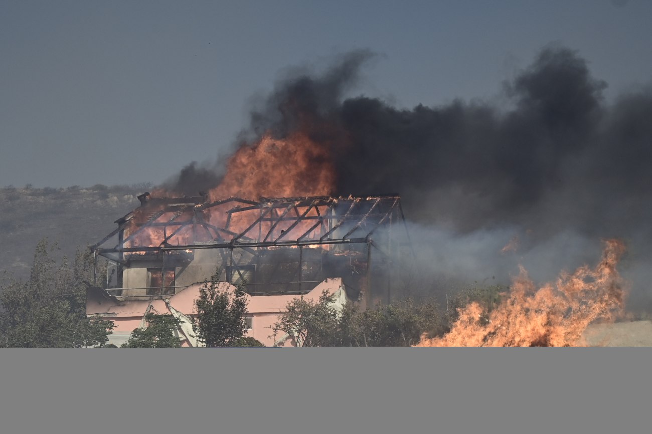 Νεκρός από την ανεξέλεγκτη φωτιά στην Κερατέα