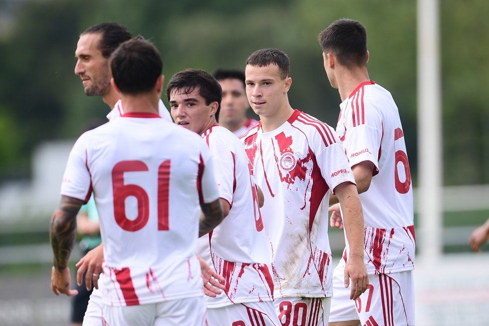 Αλ Τααβόν – Ολυμπιακός 1-2: Κυρίαρχη εμφάνιση από Πνευμονίδη και Στρεφέτσα